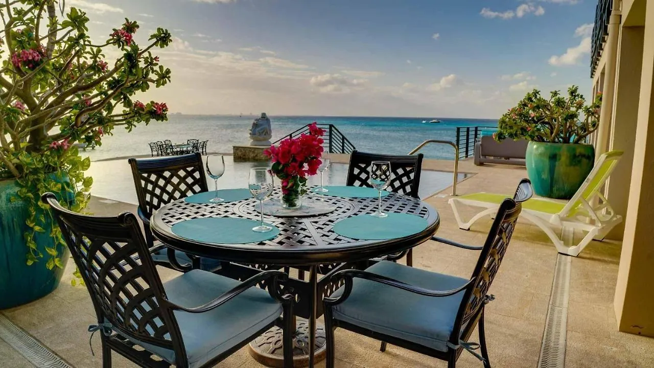Holiday home Seven Mile View Condo #2 West Bay