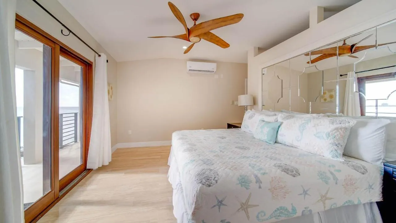 Seven Mile View Condo #2 West Bay Cayman Islands