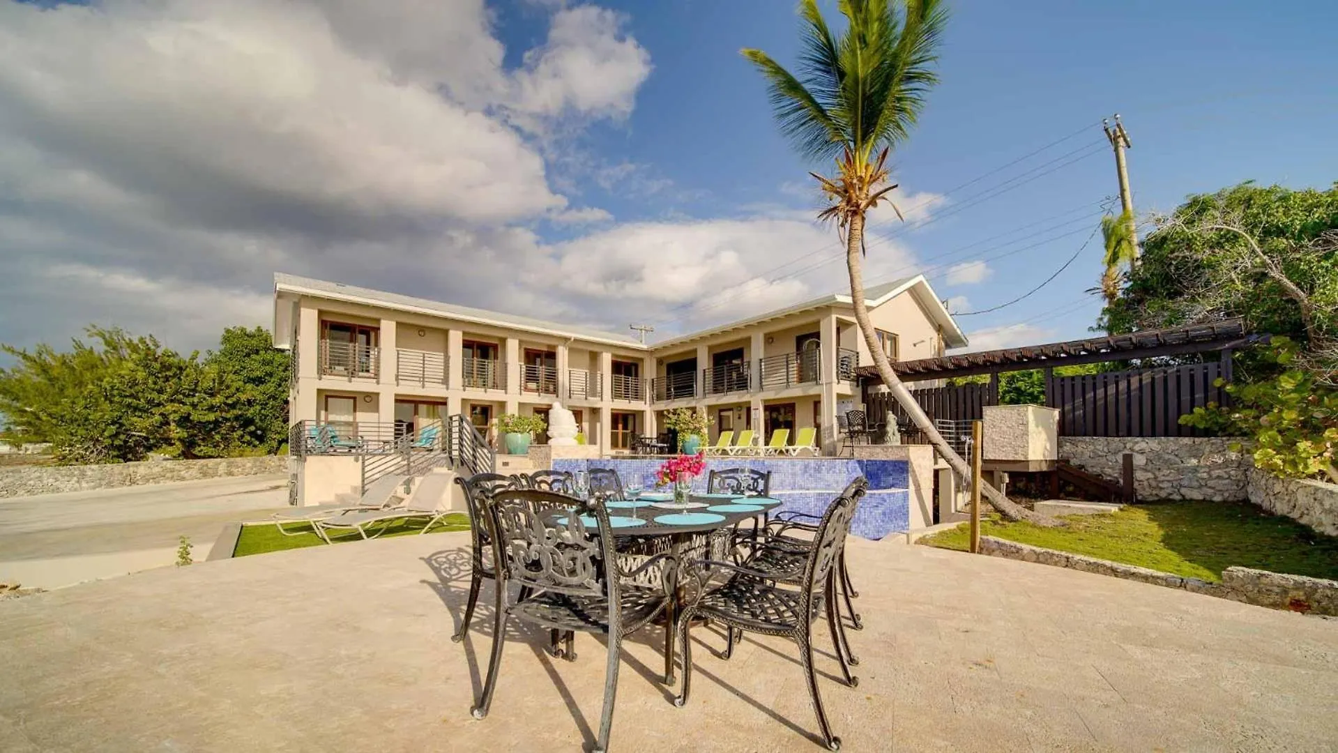 Holiday home Seven Mile View Condo #2 West Bay